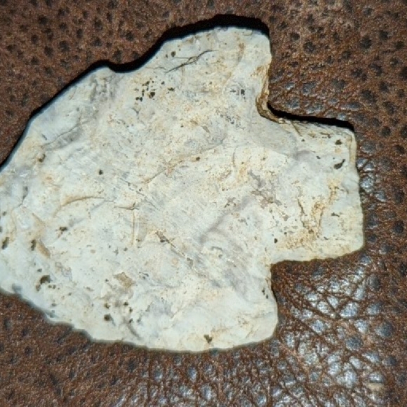 Authentic arrowheads - Picture 5 of 16